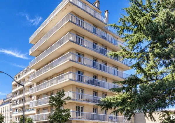 F2 limite le Raincy