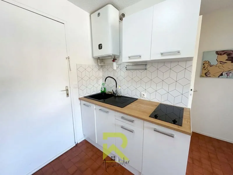 Photo 3