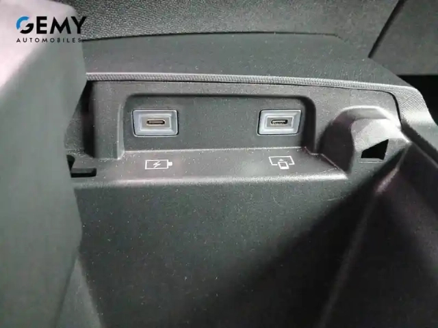 Peugeot 3008 hybrid 136 e-dcs6 — photo 20