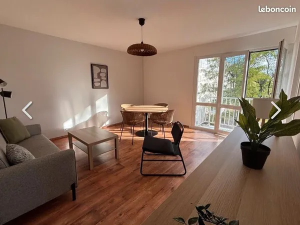 Colocation 3 chambres avec balcon
