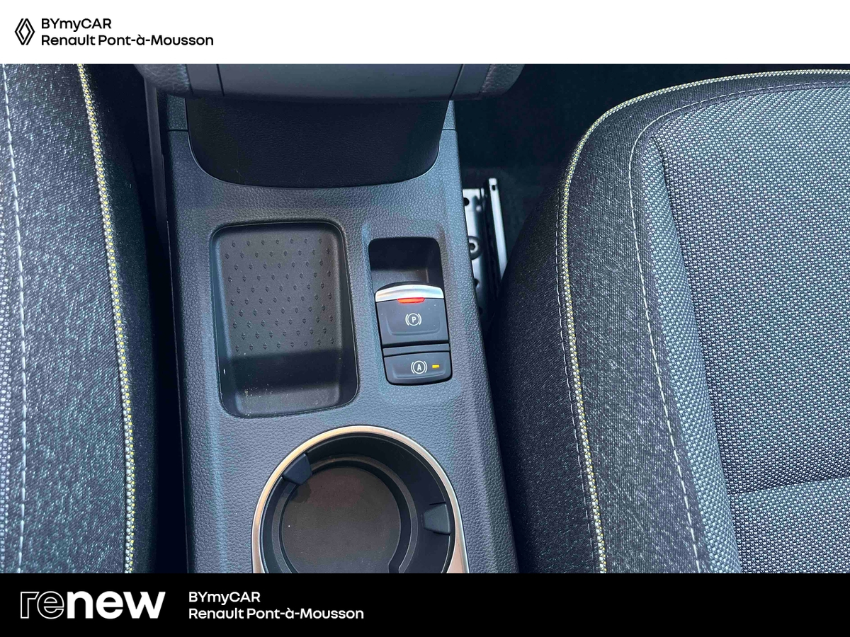 Renault Captur E-Tech full hybrid 160 ch — photo 24