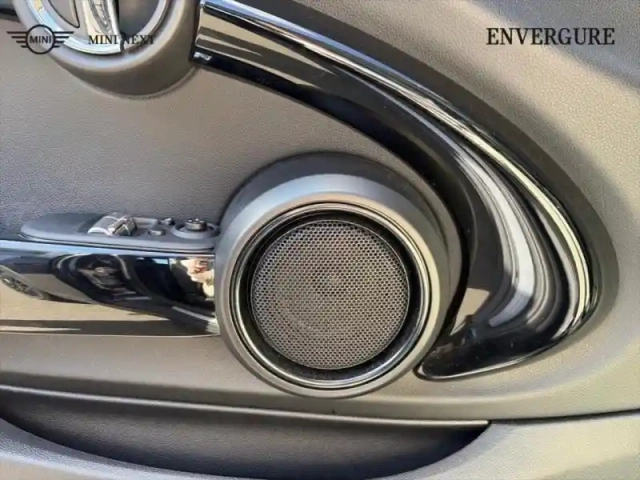 Mini Mini cooper 136ch edition greenwich 115g — photo 14