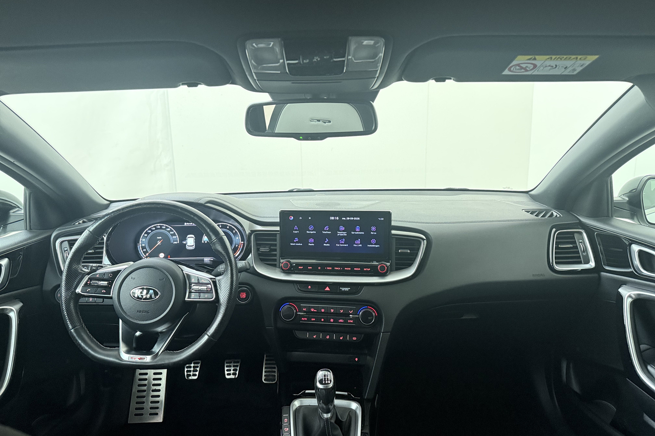 Kia ProCeed — photo 9