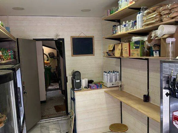 Boutique 15 m²