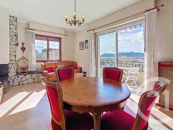 Maison 5 pièces 92 m²