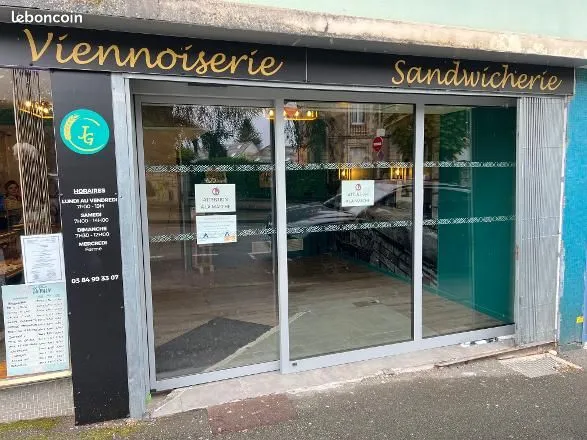 LOCAL COMMERCIAL 76 m² - FACE LYCÉE CONDORCET BELFORT - 750 HT