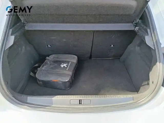 Peugeot 208 electrique 50 kwh 136ch — photo 6