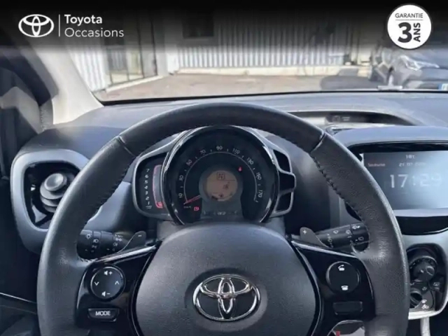 Toyota Aygo 1.0 vvt-i 72ch x-sport x-shift 5p — photo 13