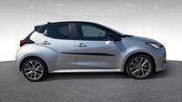 Toyota Yaris 116h Collection 5p MC24 — photo 4