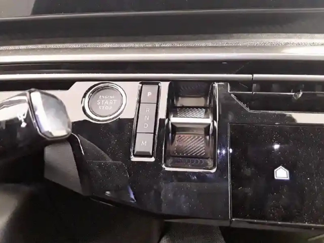 Peugeot 3008 hybrid 145 e-dcs6 — photo 35