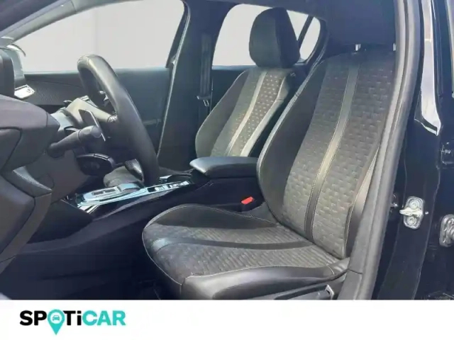 Peugeot 208 1.2 puretech 100ch s&amp;s roadtrip eat8 — photo 11