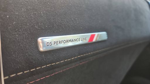 DS DS7 Crossback 1.6 THP 225  Hybride e-EAT8 - Performance Line + – 2021 – 47496 km – Hybride rechargeable – Boîte Automatique — photo 1