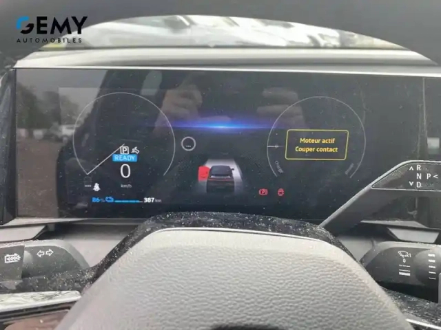 Renault Megane e-tech ev60 220 ch super charge — photo 29