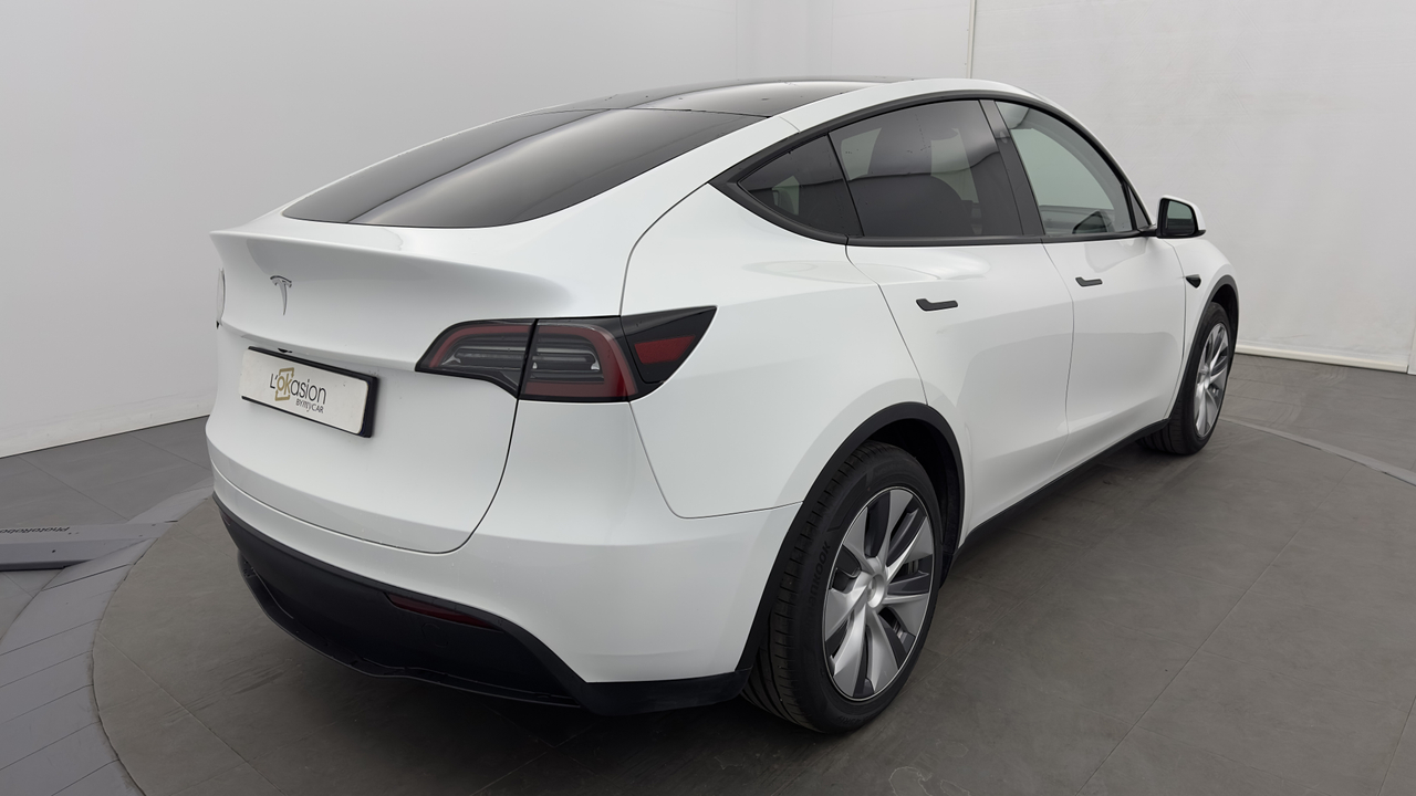 Tesla MODEL Y Long Range RWD — photo 5