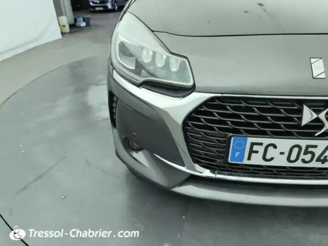 Ds Ds 3 puretech 110 bva so chic — photo 3