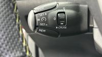 Peugeot 2008 1.2 PureTech 130ch S&S GT EAT8 — photo 18
