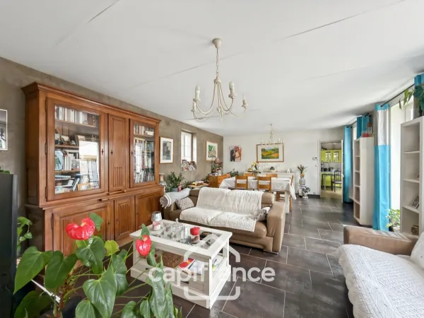Maison 7 pièces 159 m²