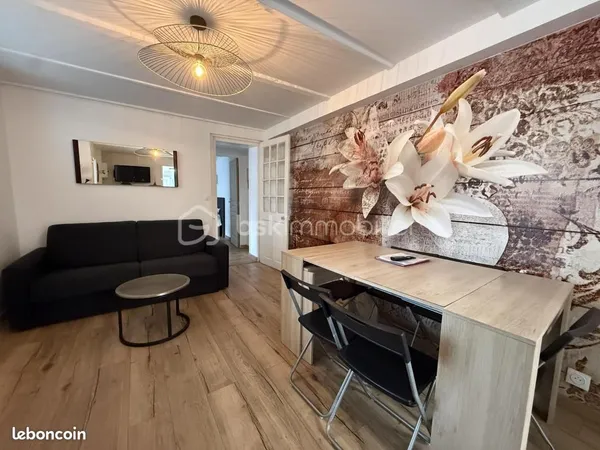 Maison 1 pièce 105 m²
