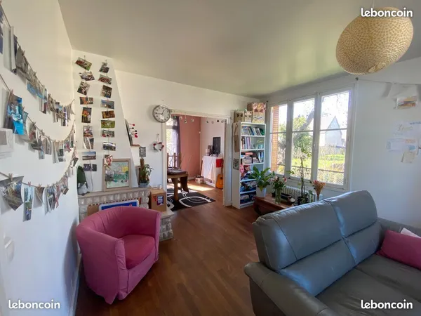 Colocation jeune travailleur dans maison meublée