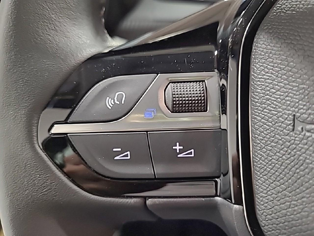 Peugeot 208 puretech 75 s&s bvm5 active pack — photo 19