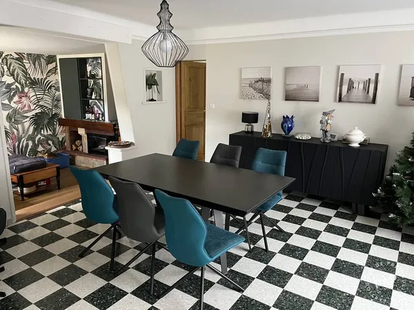Maison 4 pièces 131 m²