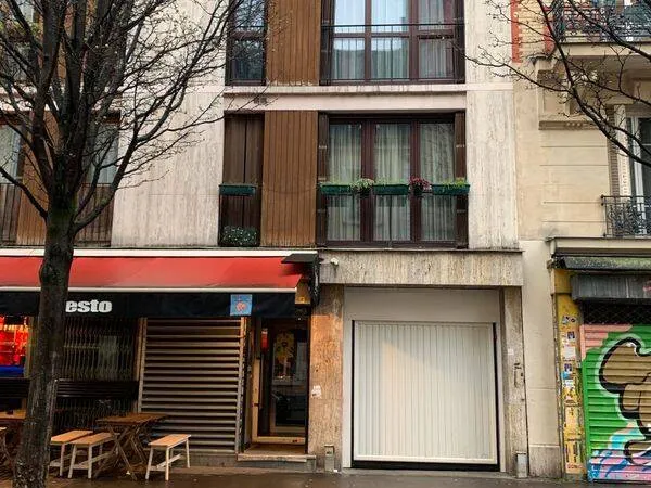 Parking 12 m²