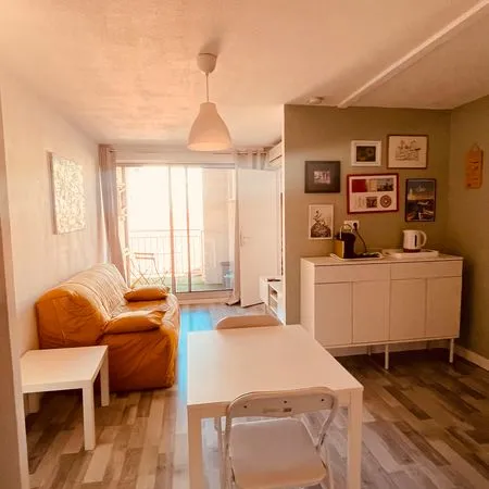 SÈTE - Appartement 35 m² avec terrasse, vue Mont Saint-Clair et parking privatif