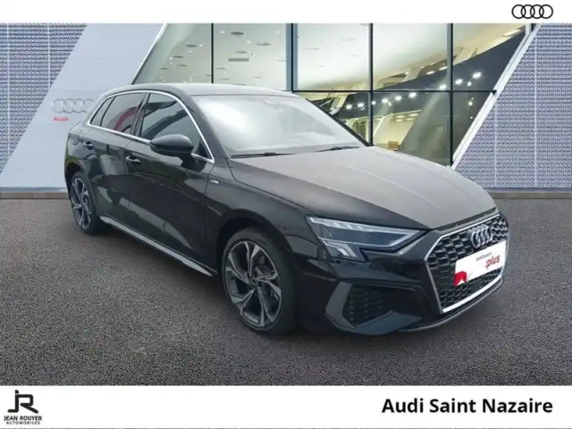Audi A3 sportback 40 tfsie 204 s tronic 6 — photo 2