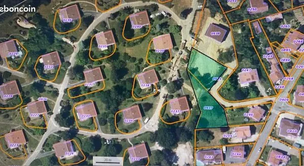 Terrain à bâtir de 1 620 m² viabilisé