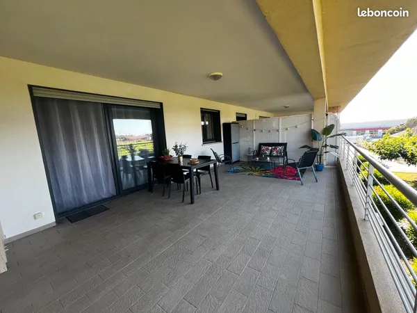 ❤️ FOLELLI HYPERCENTRE | T2 MEUBLÉ 43 m² | TERRASSE COUVERTE 28 m² PLEIN SUD | PARKING PRIVÉ | CAVE 