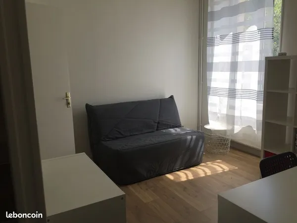 Studio meublé