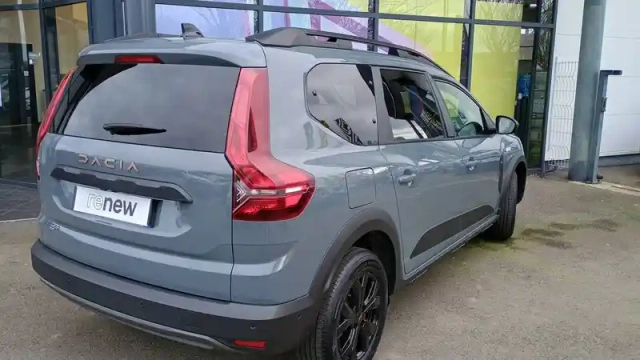 Dacia Jogger eco-g 100 7 places gsr2 — photo 49