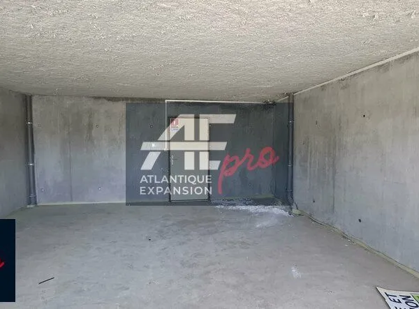 LOCAL COMMERCIAL 42 m² TRIGNAC