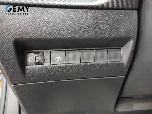 Peugeot 2008 puretech 100 s&amp;s bvm6 — photo 21