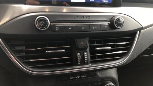 Ford Focus SW 1.0 Ecoboost 125 BVA8 - Titanium – 2019 – 132632 km – Essence – Boîte Automatique — photo 15