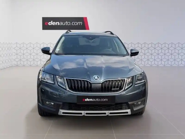 Skoda Octavia combi 2.0 tdi 184 ch scr fap dsg7 4x4 — photo 8