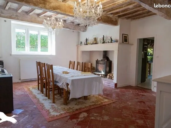 Maison 7 pièces 272 m²