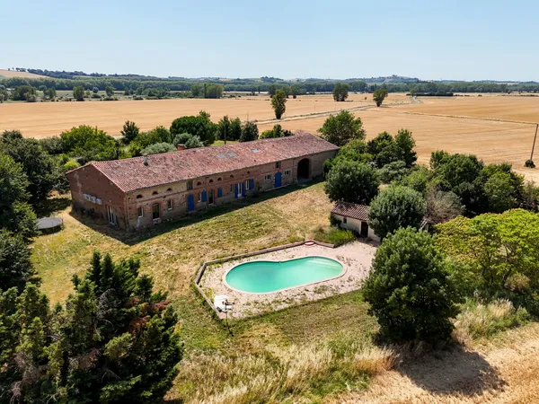 GRANDE FERME MONTESQUIEU LAURAGAIS