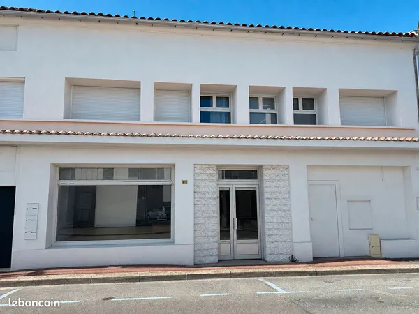 Local commercial 56 m² RUELLE SUR TOUVRE