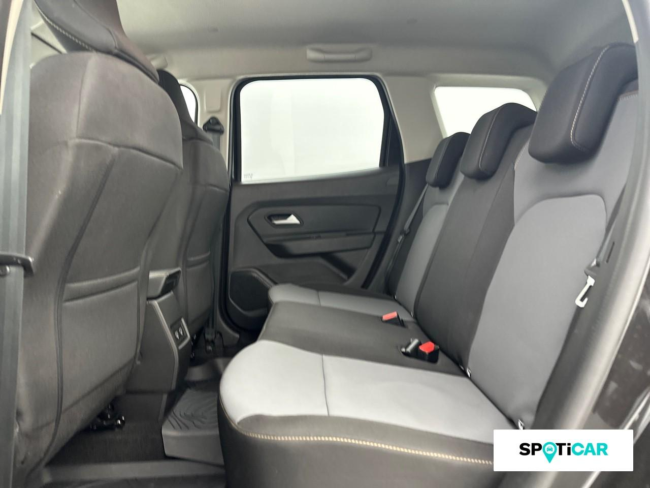Dacia Duster 1.3 tce 150ch fap extreme 4x2 edc — photo 10