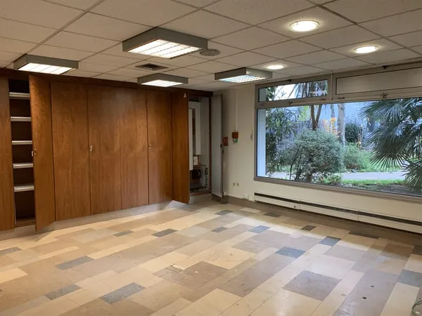 Boutique 198 m²