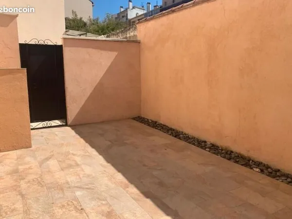 T2 avec terrasse exceptionnelle de 20 m² - Une opportunité rare