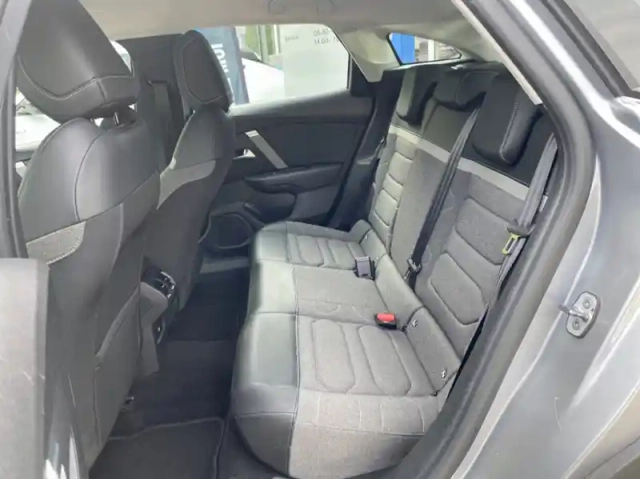 Citroën C4 bluehdi 130ch s&amp;s feel pack eat8 120g — photo 9