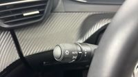 Peugeot 208 1.2 Hybrid 100ch Active e-DCS6 — photo 26