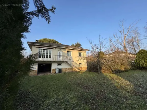 Maison de 94 m² sur 850 m² de terrain