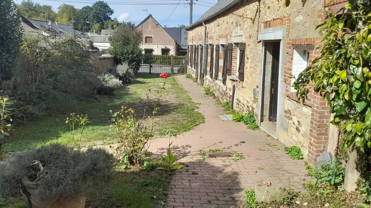 Photo 2