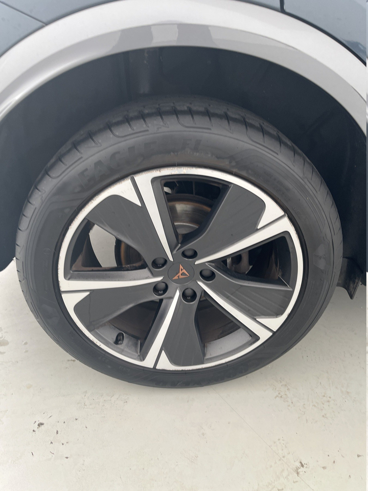 Cupra FORMENTOR — photo 46