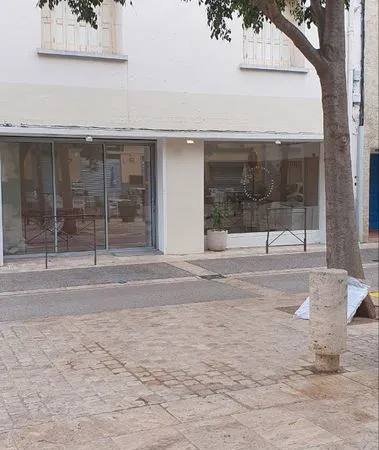 Local commercial 32 m2 à Toulouges