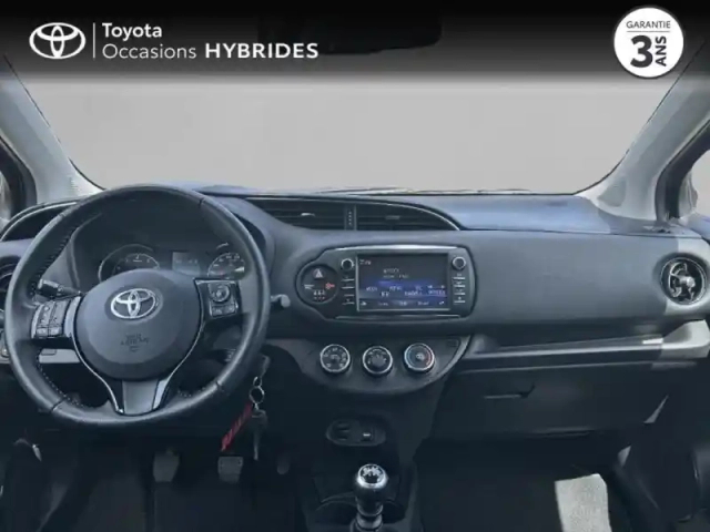 Toyota Yaris 110 vvt-i design 5p — photo 15
