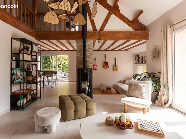 Pavillon 9 pièces 280 m²